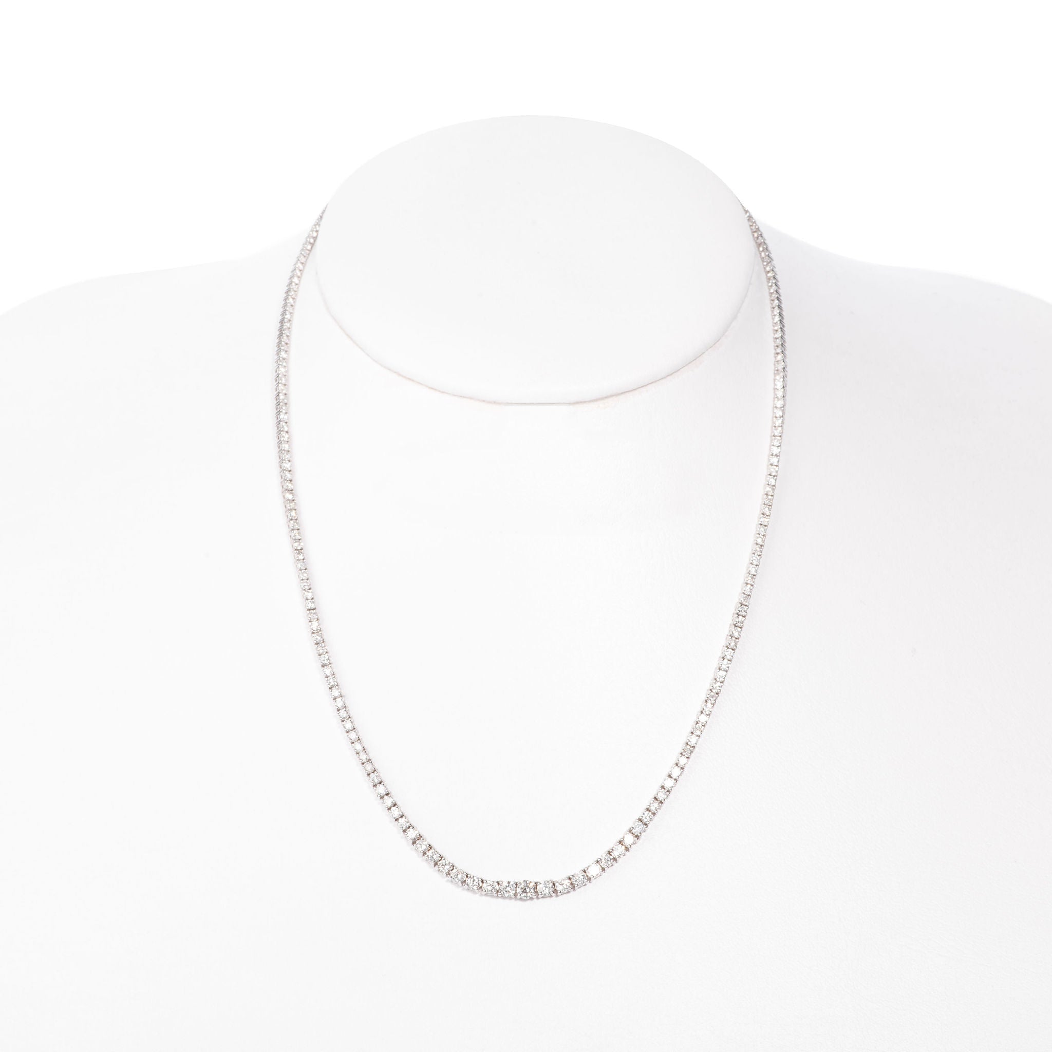 Collar Diamantes en 4 uñas