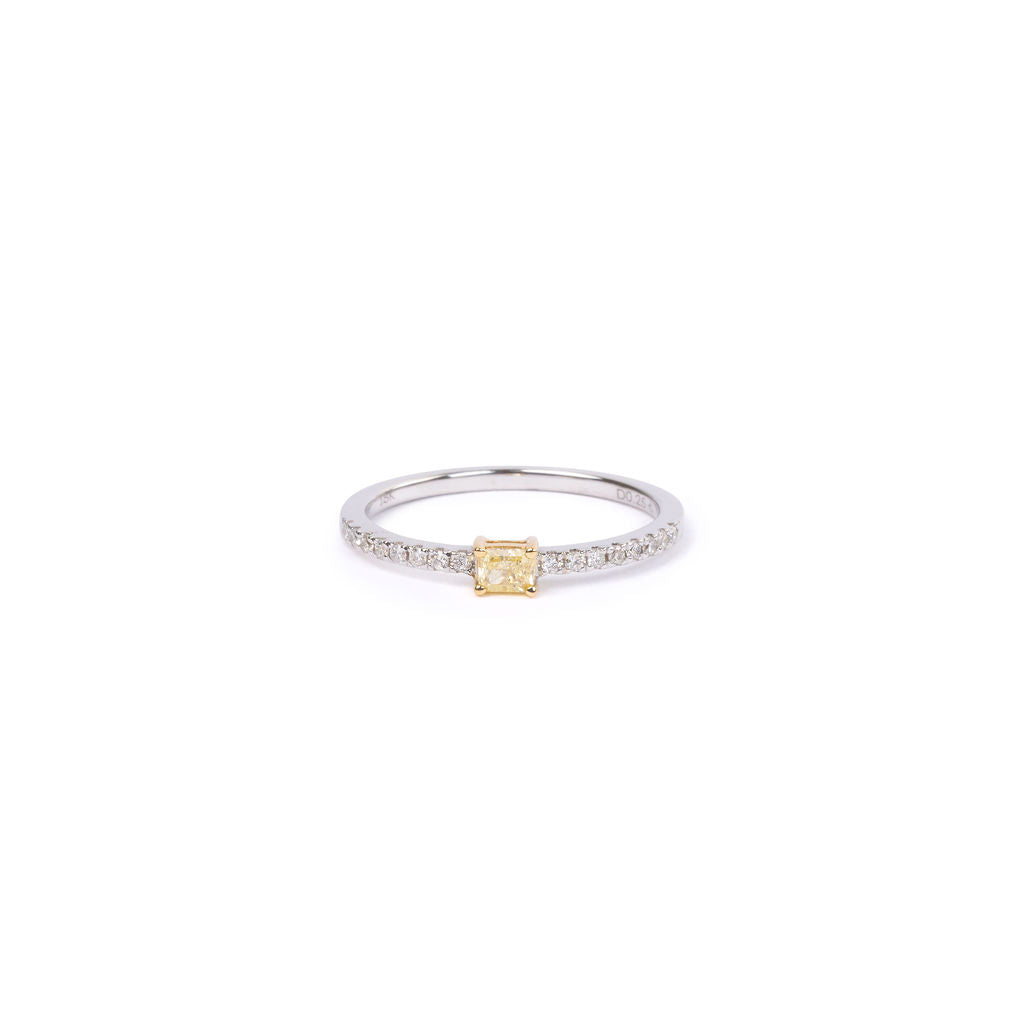 Anillo Diamantes Blanco y Amarillo