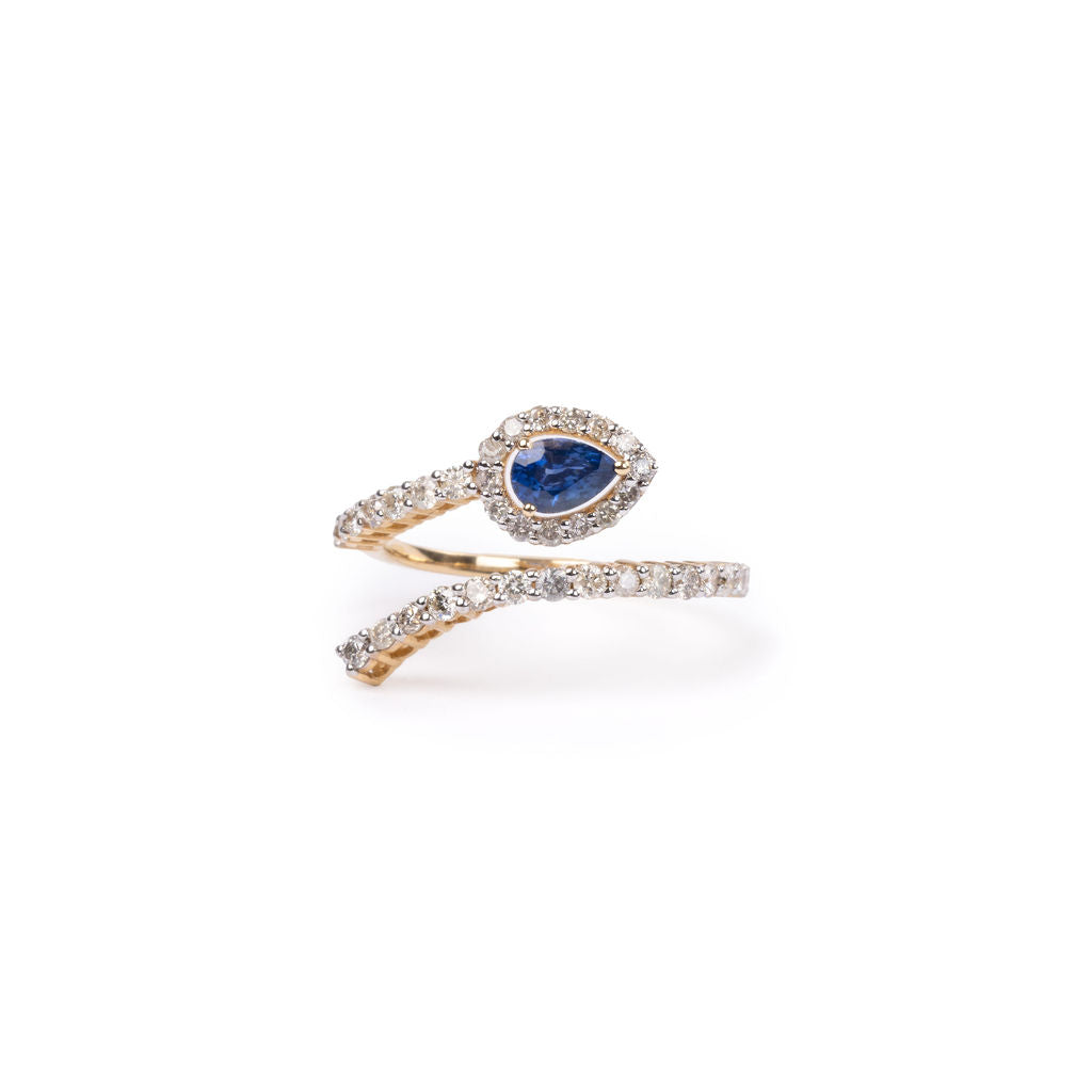 Anillo Zafiro Azul y Diamantes