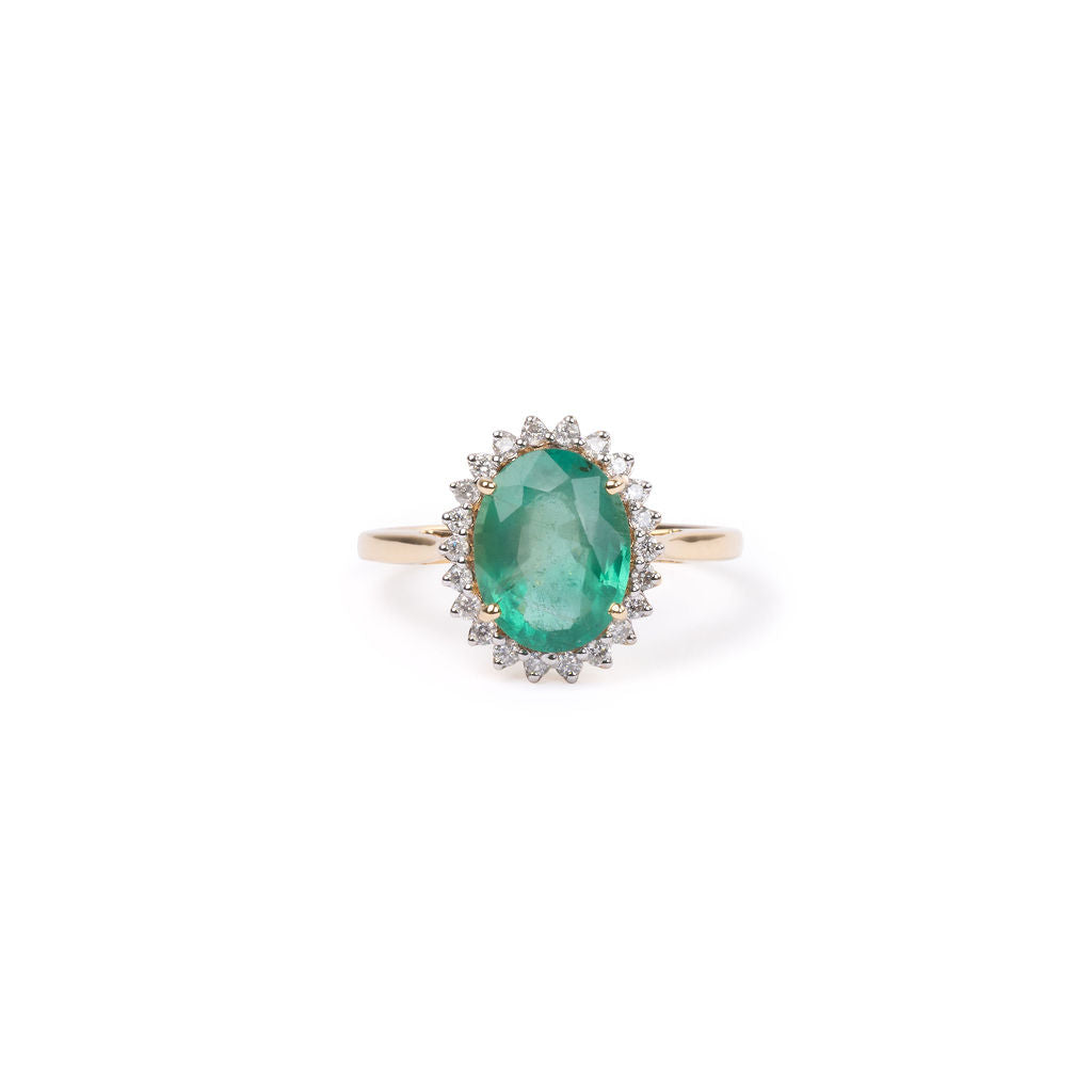 Anillo Esmeralda Ovalada y Diamantes