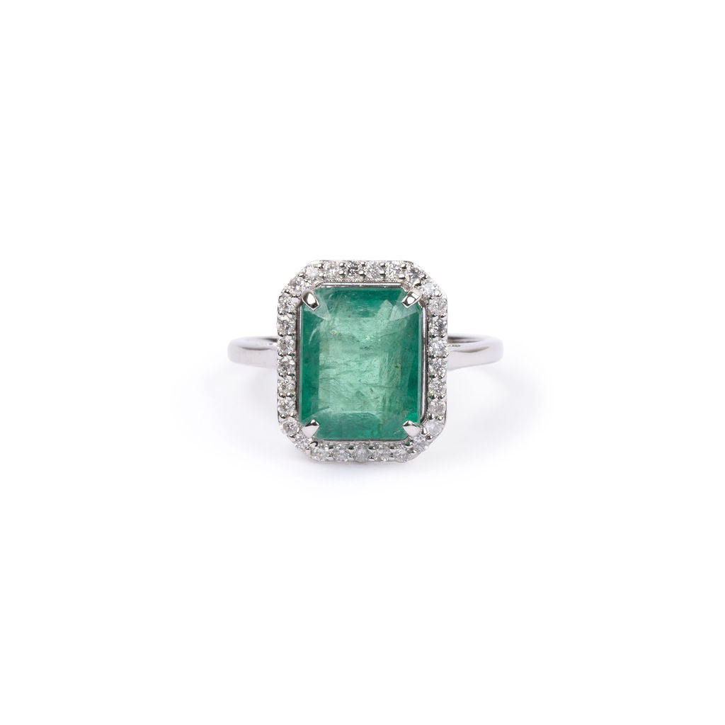 Anillo Esmeralda Cushion Rectangular con Halo Diamantes