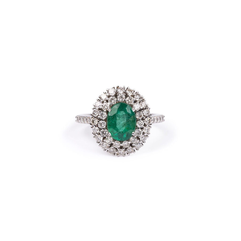 Anillo Esmeralda Ovalado con Diamantes Doble Halo*