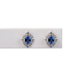 Aretes Zafiro Azul Ovalado y Diamantes Halo Rombo