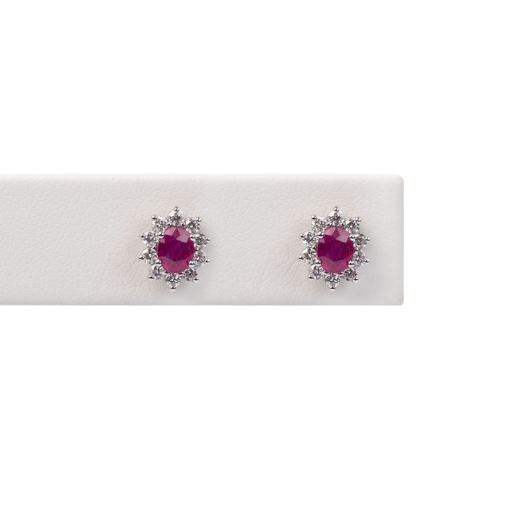 Aretes Rubi Ovalado y Diamantes