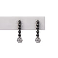 Aretes Diamantes Negros y Blanco