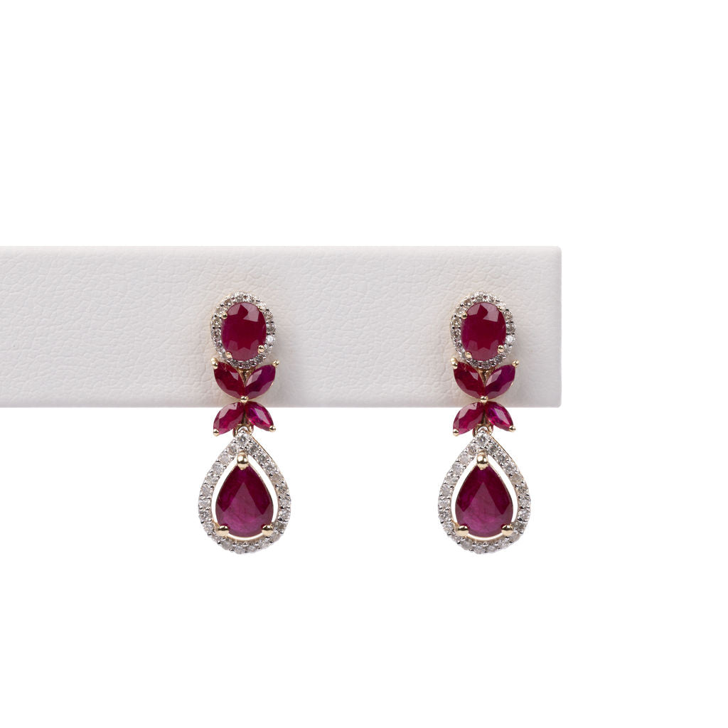 Aretes Rubi y diamantes gota